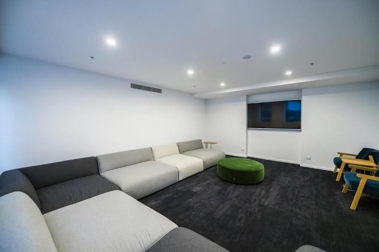 Accommodate - Highgate Apartment Canberra